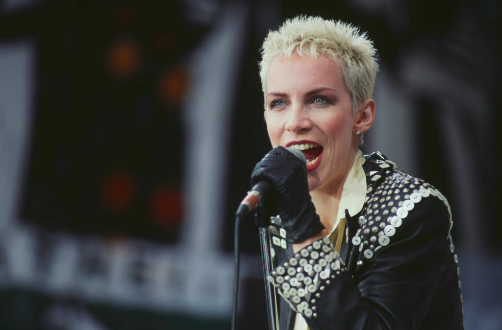 énekesnő Annie Lennox androgün