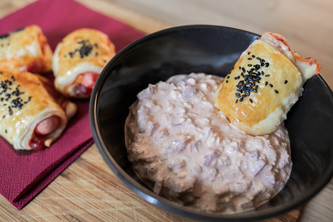 recept virsli roló pigs blanket